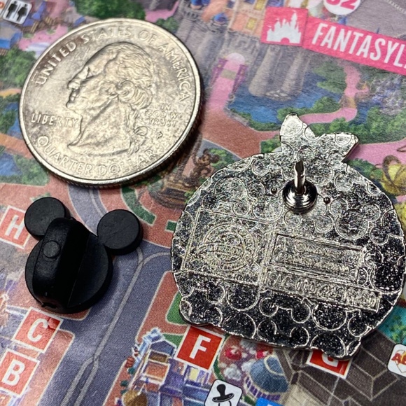 Orange Bird Walt Disney World Tsum Tsum Pin - Picture 4 of 6